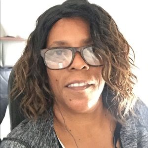 Meet your Posher, Alicia